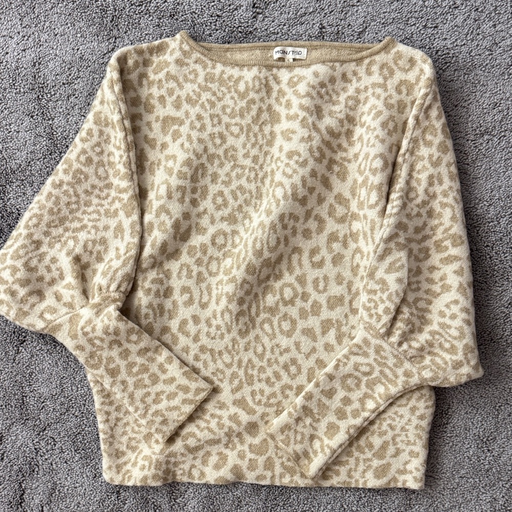 Main Strip Cream and Tan Leopard Print Sweater